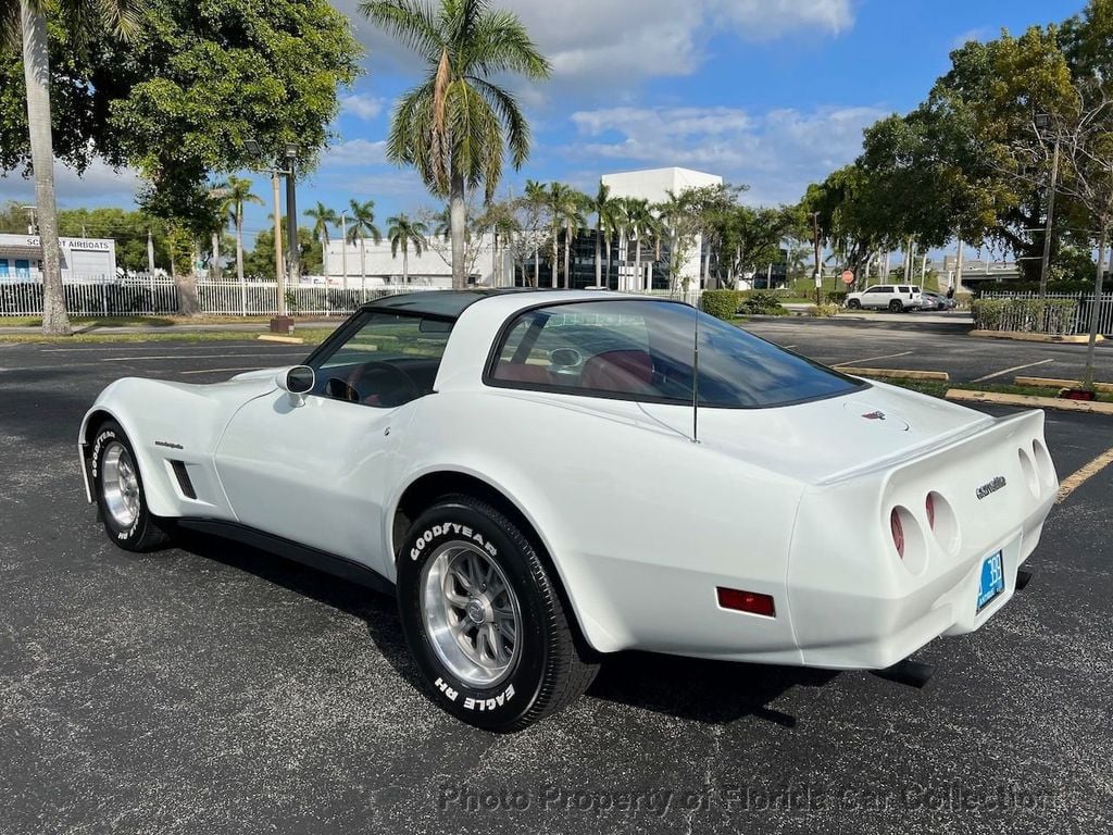 1982 Chevrolet Corvette T-Top Coupe Crossfire Injection - 21365604 - 22