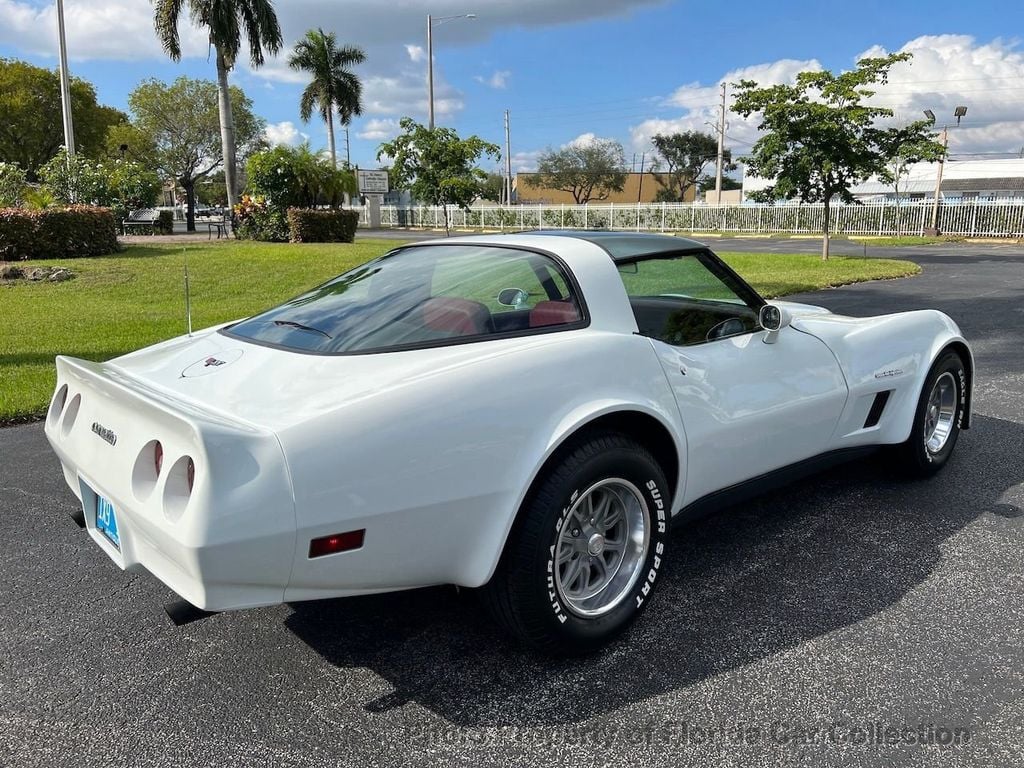 1982 Chevrolet Corvette T-Top Coupe Crossfire Injection - 21365604 - 23
