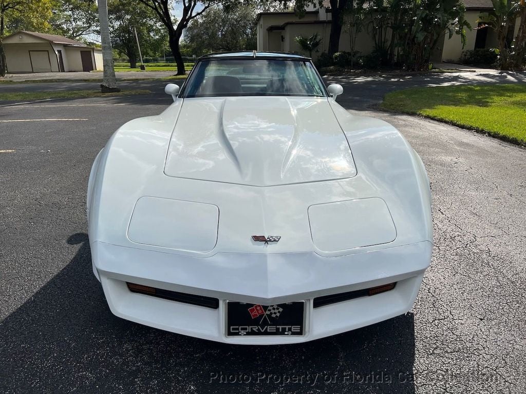 1982 Chevrolet Corvette T-Top Coupe Crossfire Injection - 21365604 - 34