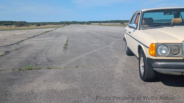 1982 Mercedes-Benz 300 D For Sale - 22863538 - 1