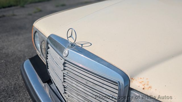 1982 Mercedes-Benz 300 D For Sale - 22863538 - 26
