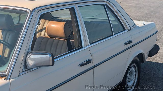 1982 Mercedes-Benz 300 D For Sale - 22863538 - 31