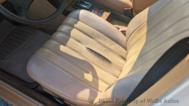1982 Mercedes-Benz 300 D For Sale - 22863538 - 40