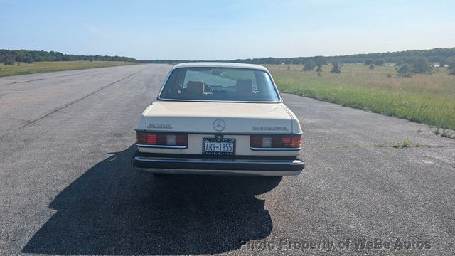 1982 Mercedes-Benz 300 D For Sale - 22863538 - 5