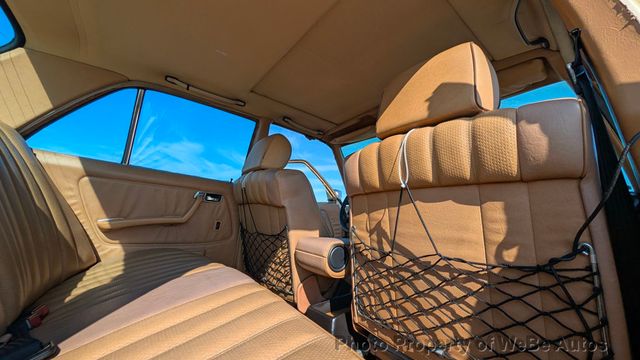 1982 Mercedes-Benz 300 D For Sale - 22863538 - 66