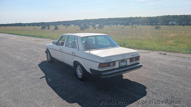 1982 Mercedes-Benz 300 D For Sale - 22863538 - 6
