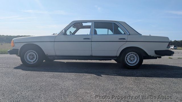 1982 Mercedes-Benz 300 D For Sale - 22863538 - 8