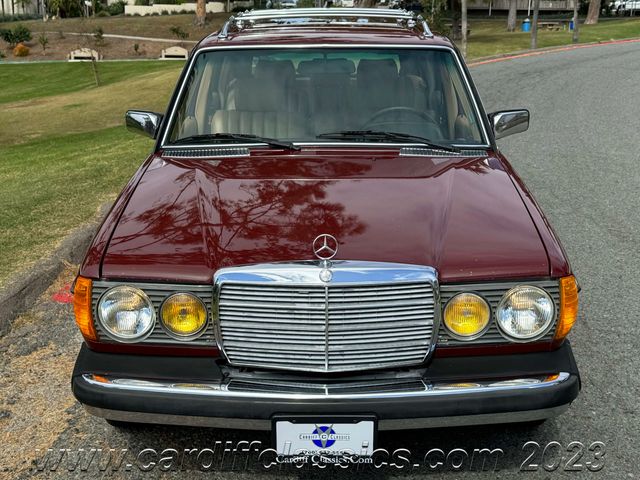 1982 Mercedes-Benz 300TD Wagon  - 22165847 - 12