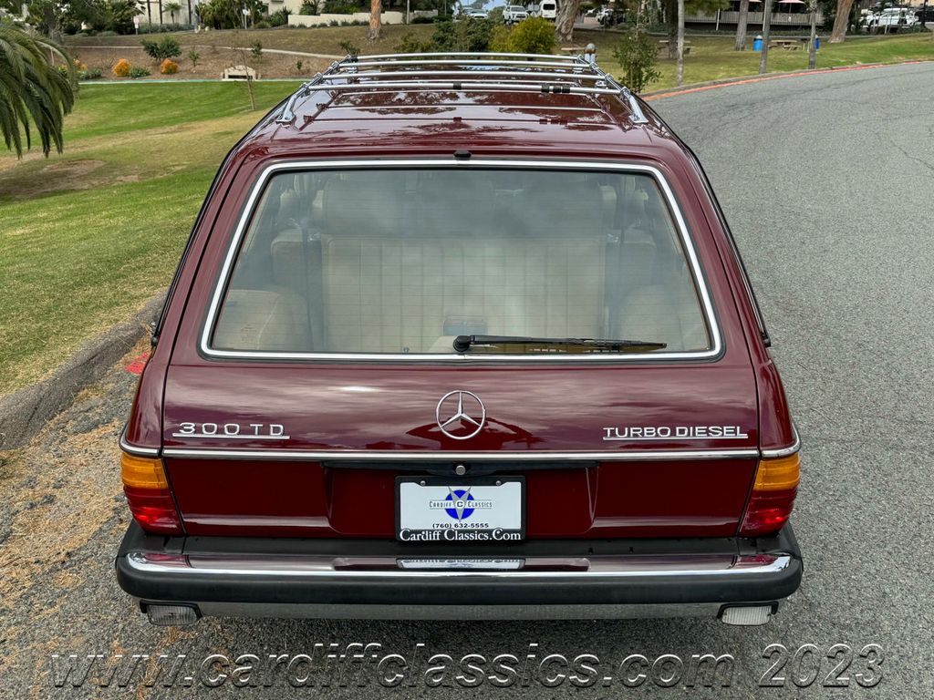 1982 Mercedes-Benz 300TD Wagon - 22165847 - 13