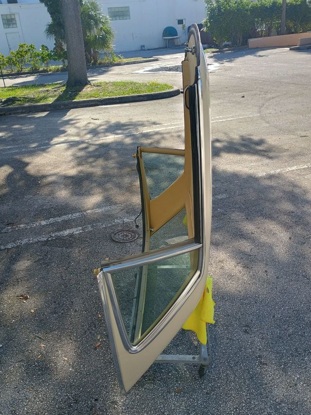 1982 Mercedes-Benz 380 380 SL 1 Owner Clean Carfax Florida Car - 22866810 - 56