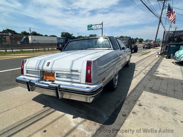 1982 Oldsmobile 98 2dr Coupe Regency - 22488514 - 17