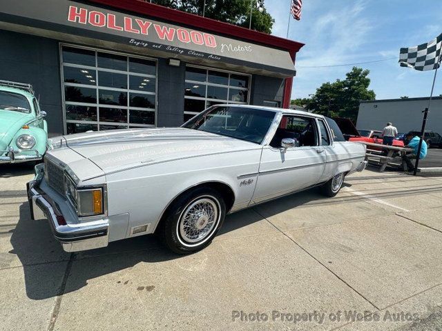 1982 Oldsmobile 98 2dr Coupe Regency - 22488514 - 27