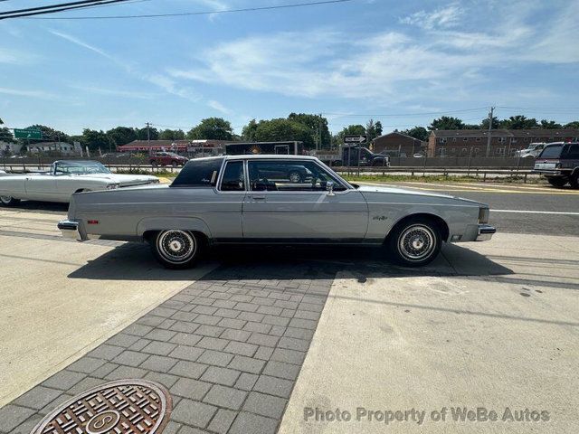 1982 Oldsmobile 98 2dr Coupe Regency - 22488514 - 30