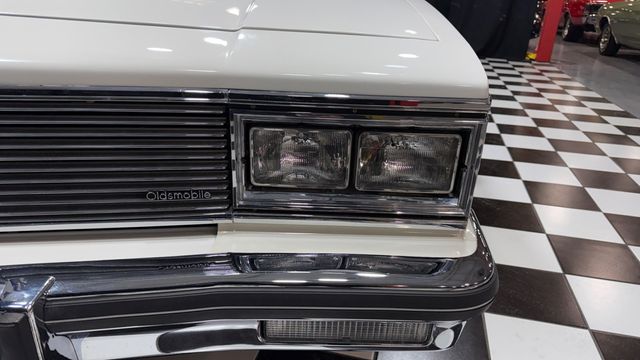 1982 Oldsmobile Delta 88 ONLY 8,927 ORIGINAL MILES - ONLY 2 OWNERS - 22982700 - 21