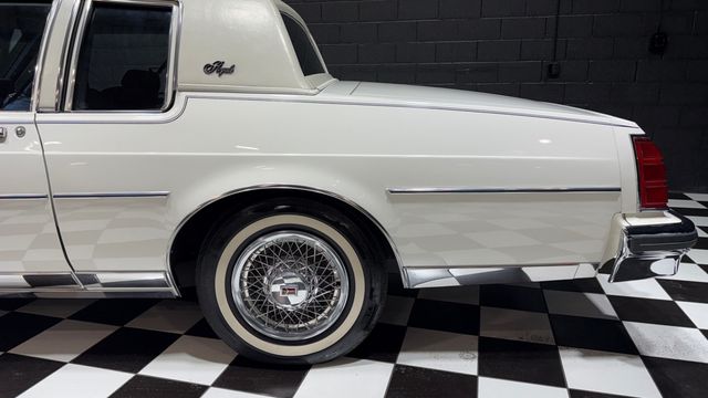 1982 Oldsmobile Delta 88 ONLY 8,927 ORIGINAL MILES - ONLY 2 OWNERS - 22982700 - 24