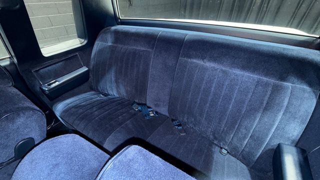 1982 Oldsmobile Delta 88 ONLY 8,927 ORIGINAL MILES - ONLY 2 OWNERS - 22982700 - 3