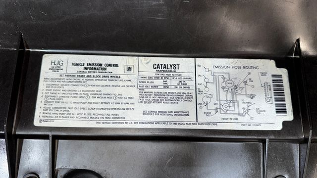 1982 Oldsmobile Delta 88 ONLY 8,927 ORIGINAL MILES - ONLY 2 OWNERS - 22982700 - 77