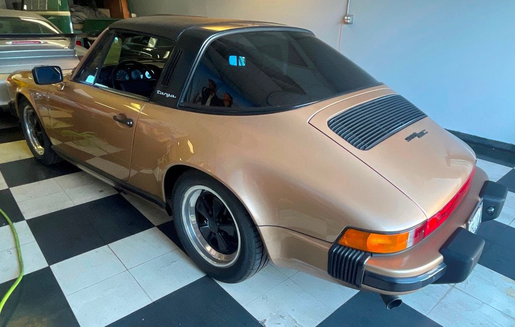 1982 Porsche 911 SC Targa  - 22979586 - 1