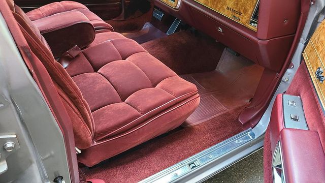 1983 Buick LeSabre Limited - 20906643 - 10