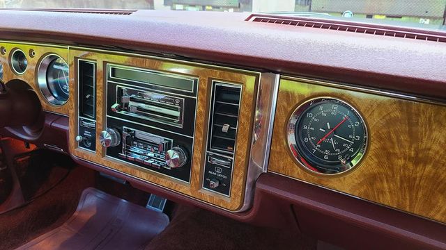 1983 Buick LeSabre Limited - 20906643 - 5