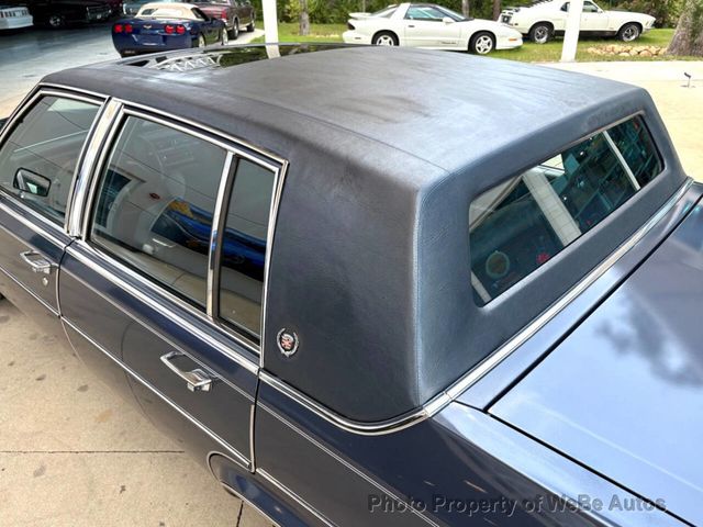 1983 Cadillac Fleetwood  - 23027384 - 9