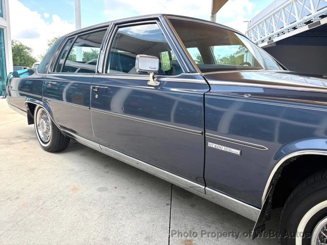 1983 Cadillac Fleetwood  - 23027384 - 19