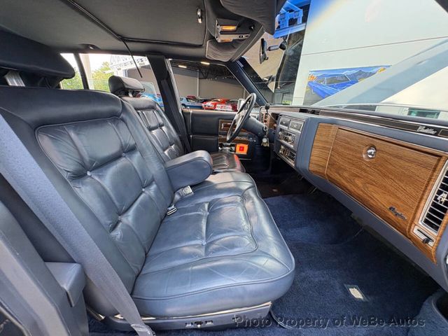 1983 Cadillac Fleetwood  - 23027384 - 40