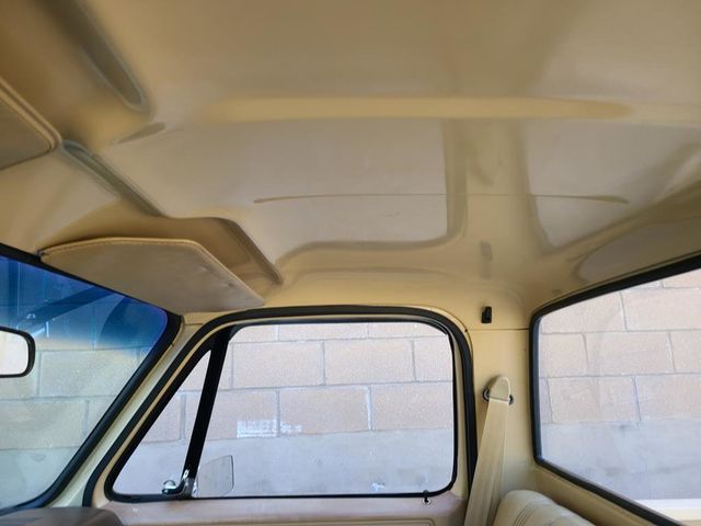 1983 Chevrolet C10  - 21390876 - 12