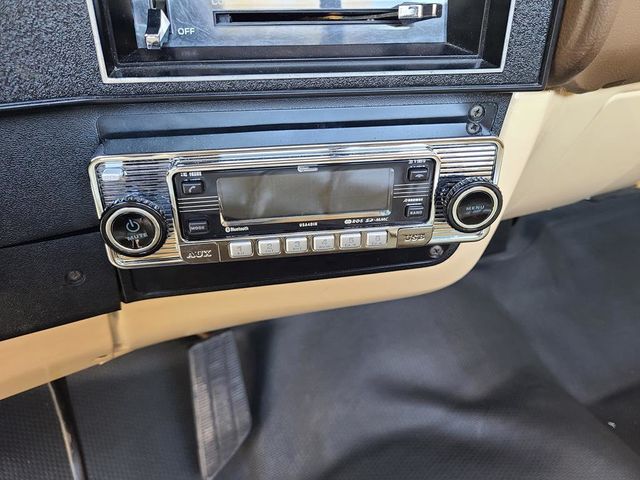 1983 Chevrolet C10  - 21390876 - 14