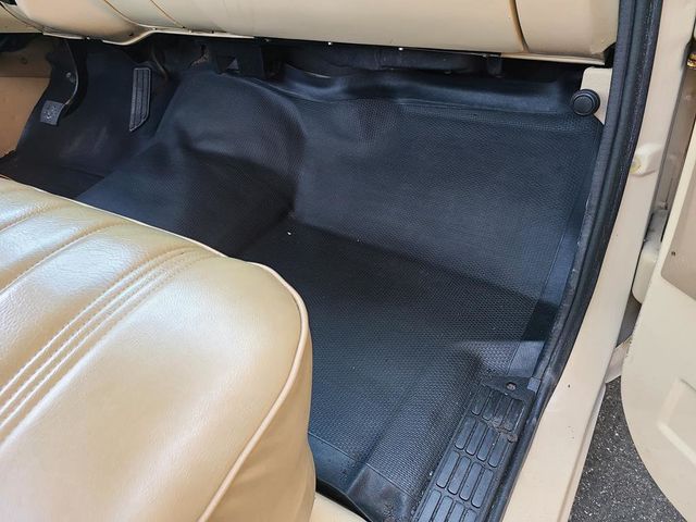 1983 Chevrolet C10  - 21390876 - 27