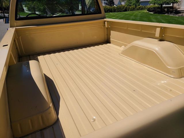 1983 Chevrolet C10  - 21390876 - 33