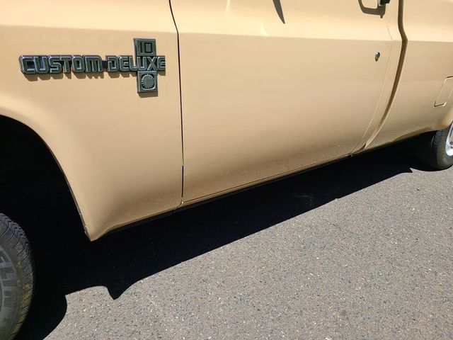 1983 Chevrolet C10  - 21390876 - 40