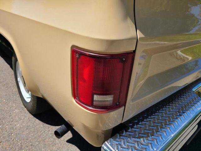 1983 Chevrolet C10  - 21390876 - 51