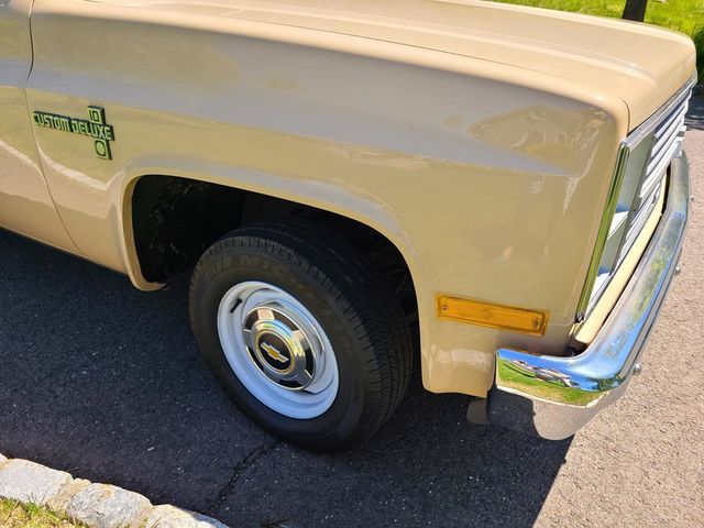 1983 Chevrolet C10  - 21390876 - 70