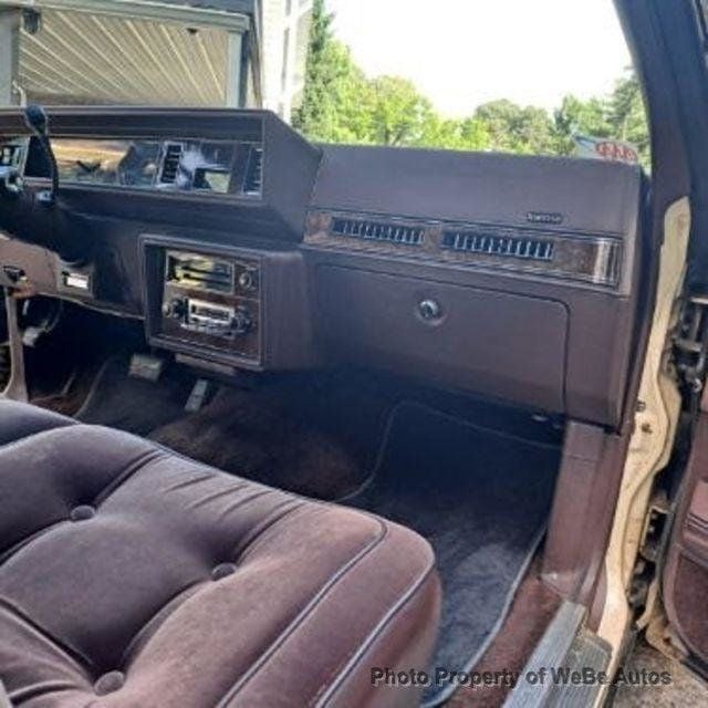 1983 Oldsmobile Cutlass Supreme Brougham For Sale - 22964427 - 25
