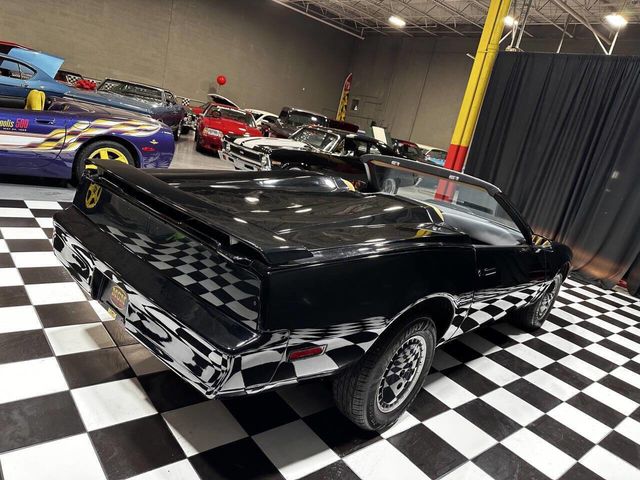 1983 Pontiac Firebird TRANS AM KITT RECREATION - 23001769 - 13