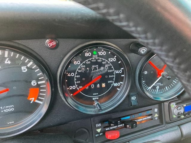 1983 Porsche 911 SC Cabriolet  - 22931701 - 9