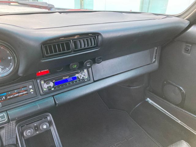 1983 Porsche 911 SC Cabriolet  - 22931701 - 10