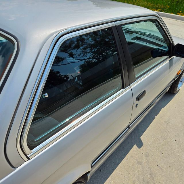 1984 BMW 3 Series 318i E30 Coupe - 22523238 - 36