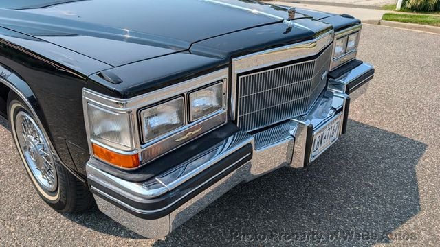 1984 Cadillac DeVille For Sale - 22563855 - 28