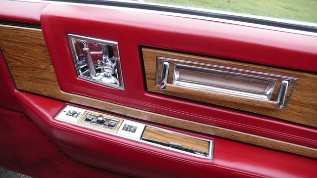 1984 Cadillac Eldorado Biarritz - 18416767 - 19