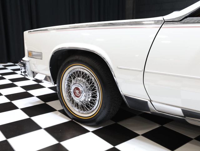 1984 Cadillac Eldorado Biarritz WHITE OVER RED GREAT CONDITION - 22985794 - 28