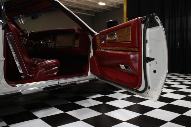 1984 Cadillac Eldorado Biarritz WHITE OVER RED GREAT CONDITION - 22985794 - 34
