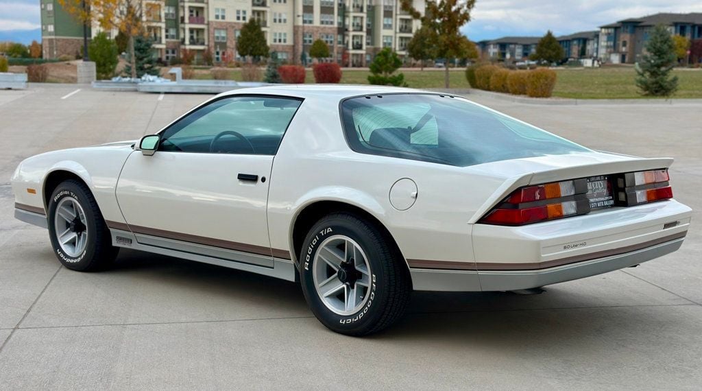 1984 Chevrolet Camaro 1984 CHEVROLET 5.0 H.O. 5-SPD CAMARO Z28 - LIKE NEW! - 22654692 - 7