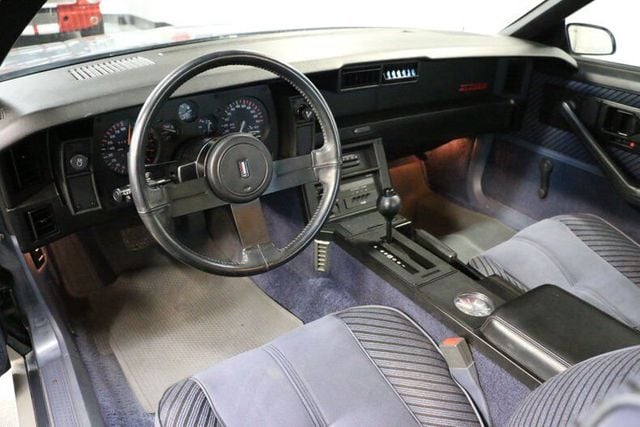 1984 Chevrolet Camaro Base Trim - 21403780 - 20