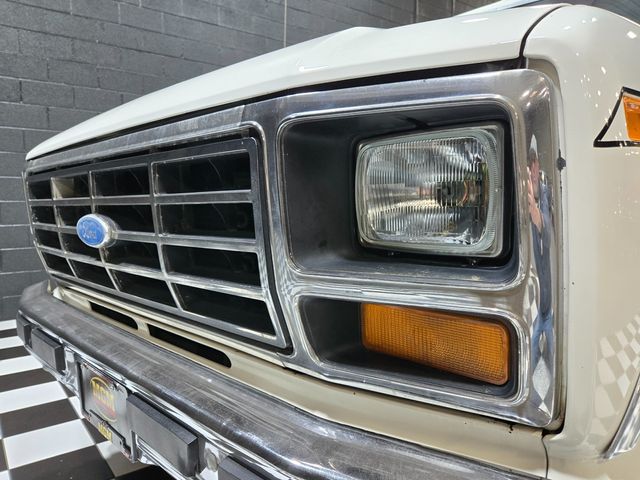 1984 Ford Bronco XLT 429 Big Block V8 - 22998847 - 24