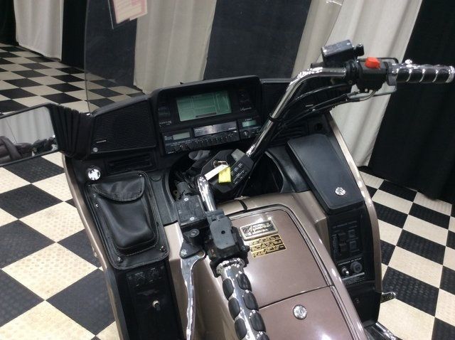 1984 Honda   - 22872012 - 7