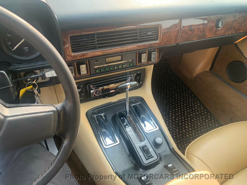 1984 Jaguar XJS Coupe SUPER CLEAN W/NEW LEATHER KIT,WOOD KIT AND HEADLINER.  - 20415793 - 15