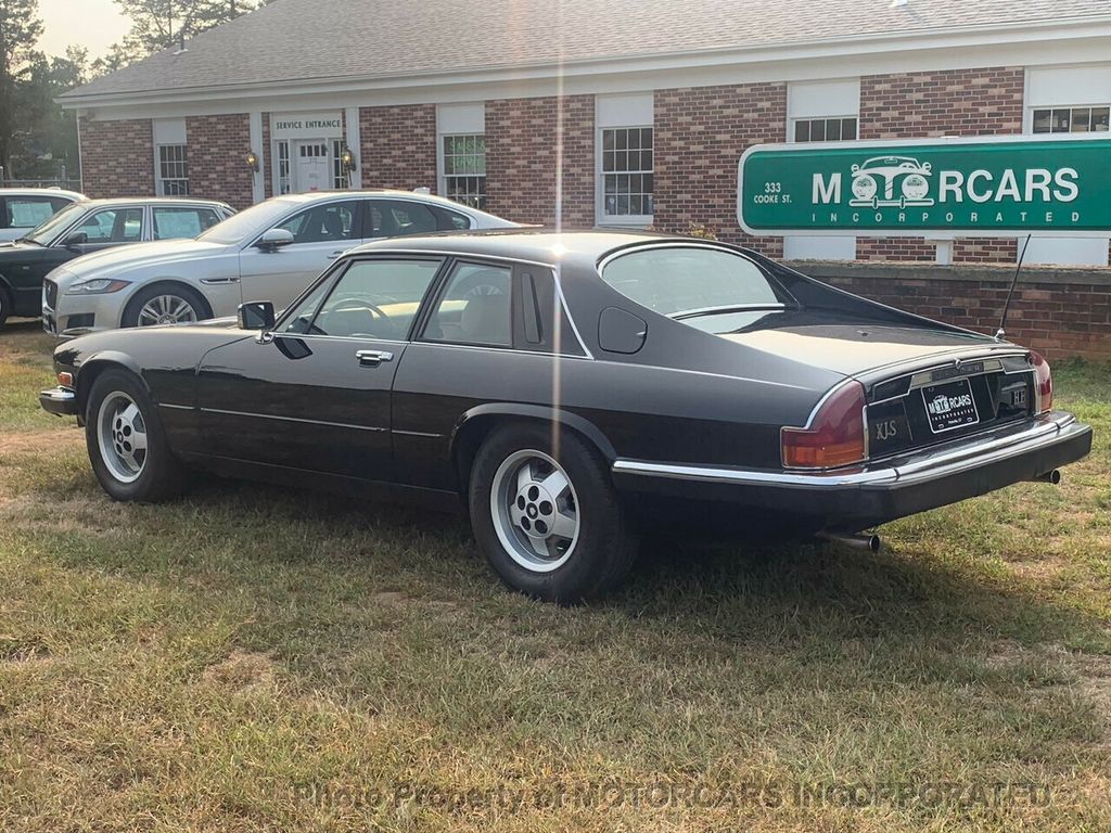 1984 Jaguar XJS Coupe SUPER CLEAN W/NEW LEATHER KIT,WOOD KIT AND HEADLINER.  - 20415793 - 4