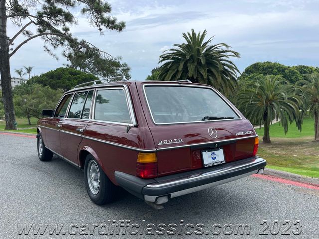 1984 Mercedes-Benz 300TD Wagon  - 22042863 - 6